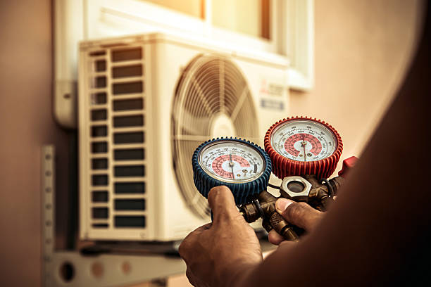 Professional Hvac technician working in Valdese, NC